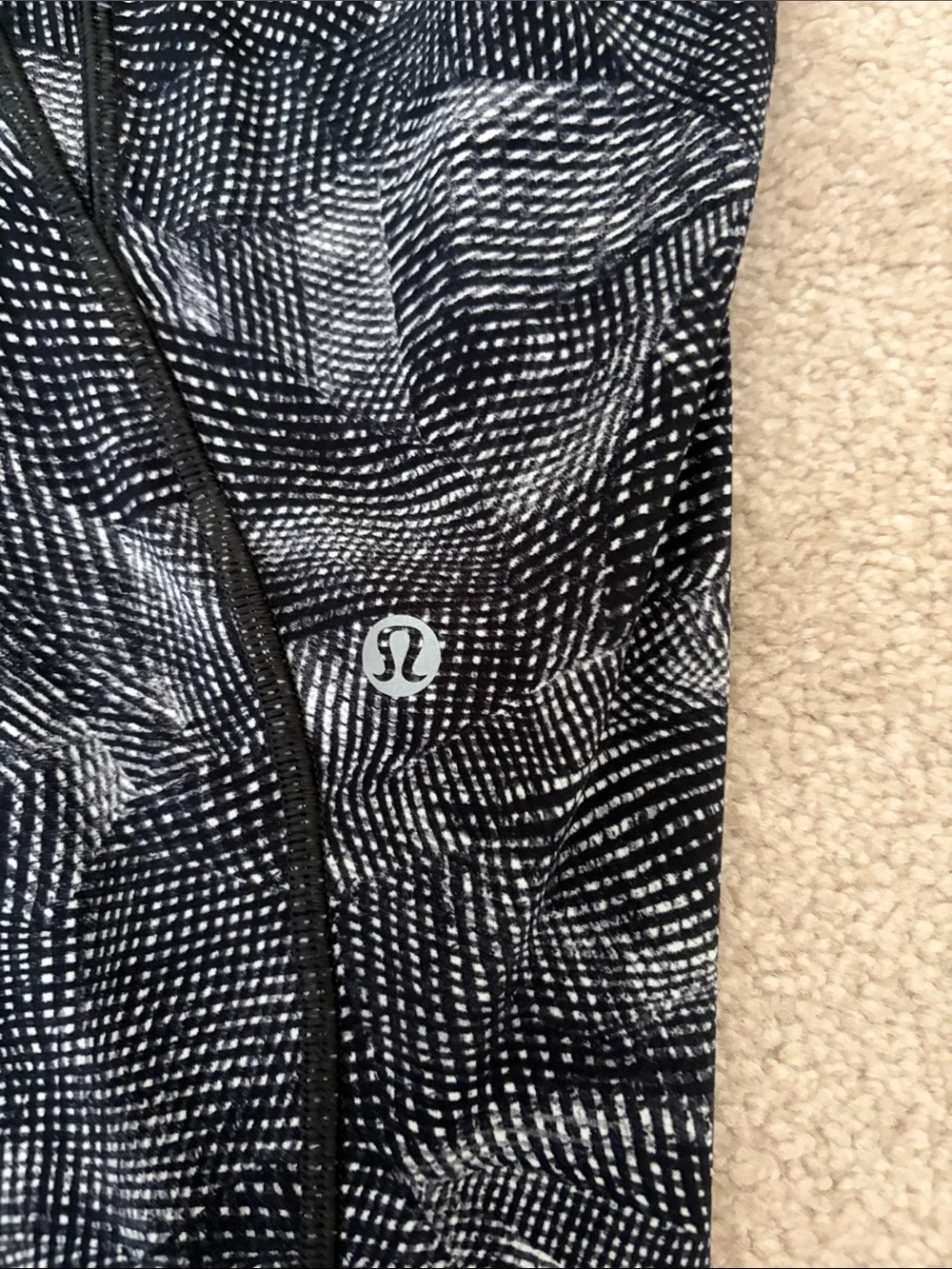 Lululemon Women’s Black & Gray Printed High-Waist Leggings